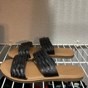 Women’s Sandals